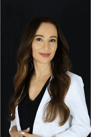 Dr. Simona Bartos