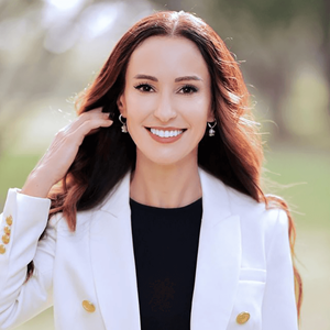 Dr. Simona Bartos